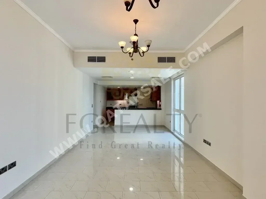 1 Bedrooms  Apartment  For Rent  in Doha -  The Pearl  Not Furnished