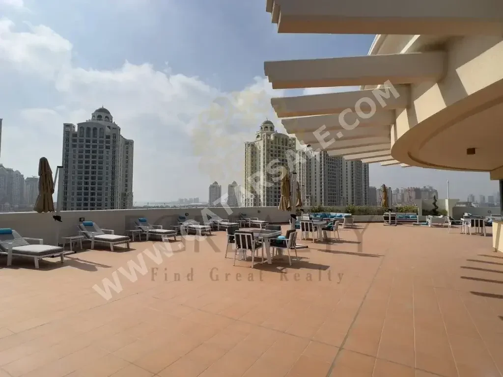 2 Bedrooms  Apartment  For Rent  in Doha -  The Pearl  Fully Furnished