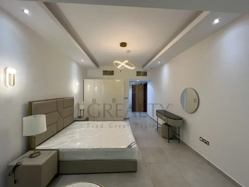 2 Bedrooms  Apartment  For Sale  in Lusail -  Entertainment City  Fully Furnished