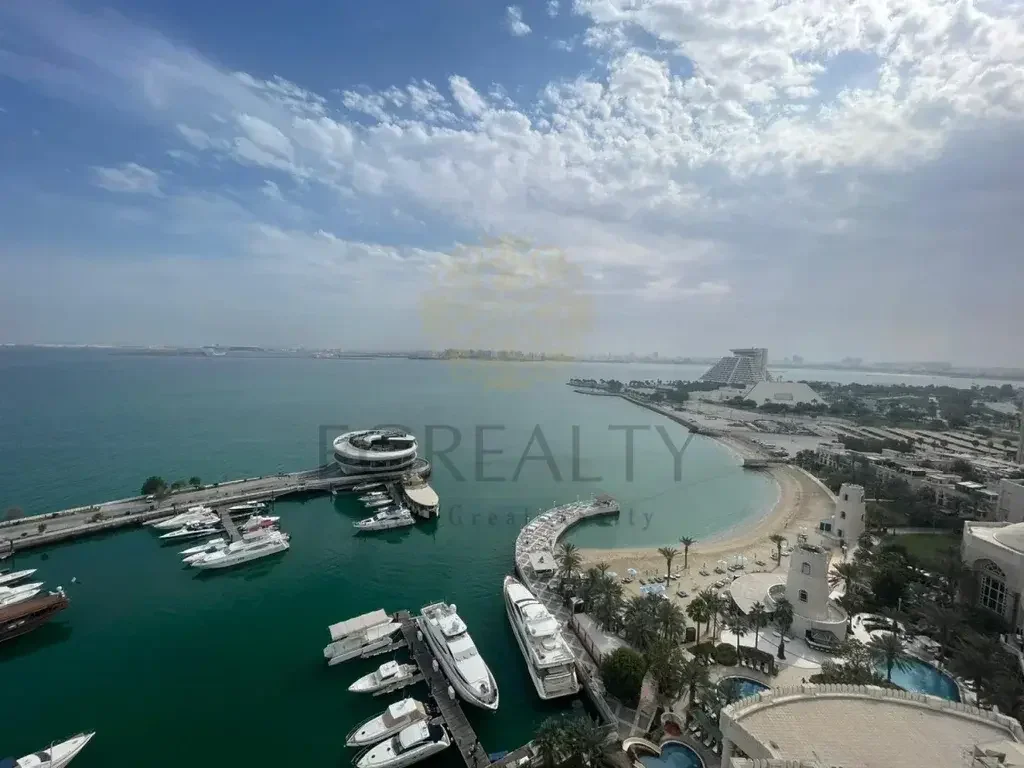 1 Bedrooms  Apartment  For Rent  in Doha -  West Bay  Fully Furnished