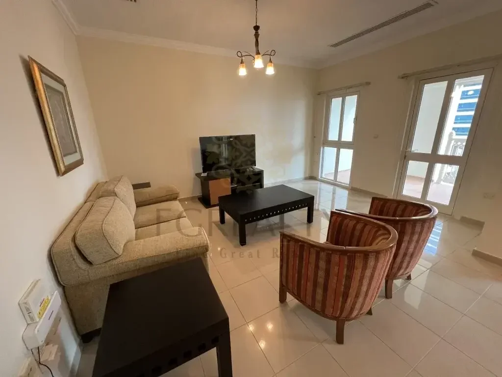 1 Bedrooms  Apartment  For Rent  in Doha -  West Bay  Fully Furnished