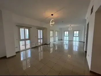 4 Bedrooms  Apartment  For Rent  in Doha -  West Bay  Fully Furnished