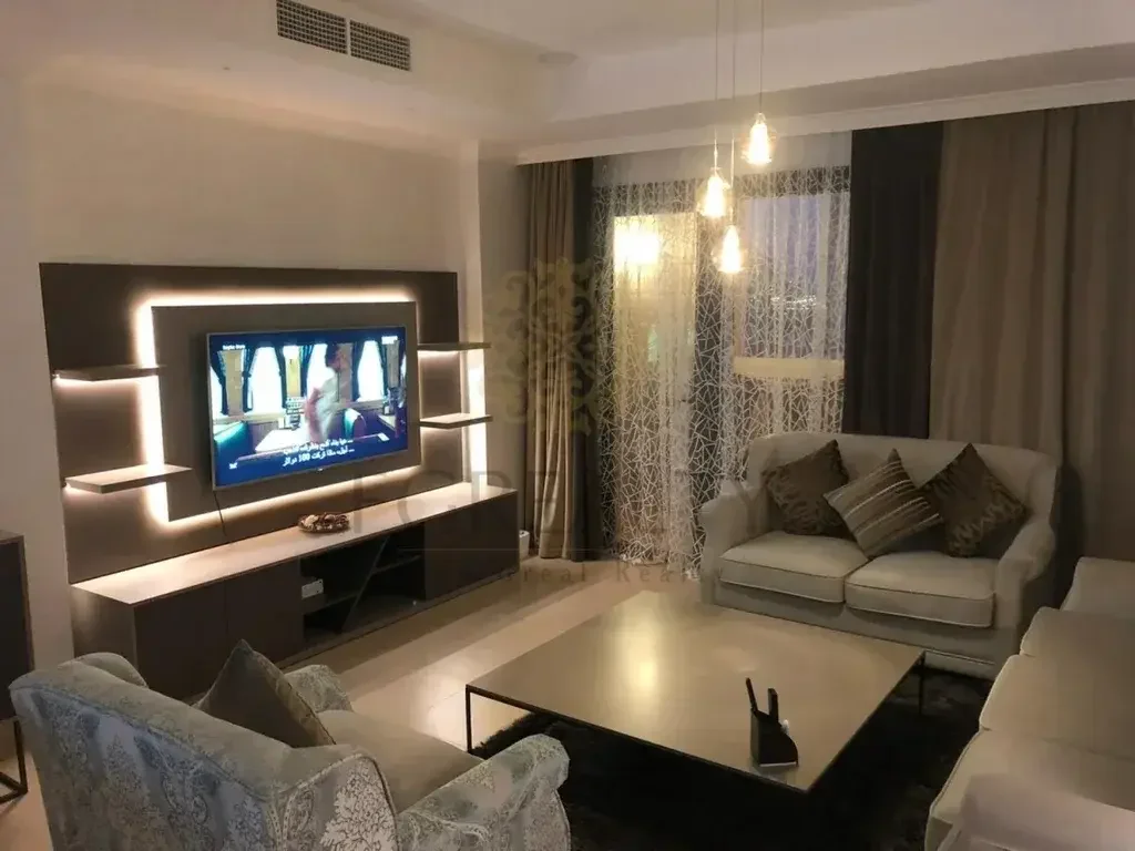 1 Bedrooms  Apartment  For Rent  in Doha -  The Pearl  Fully Furnished