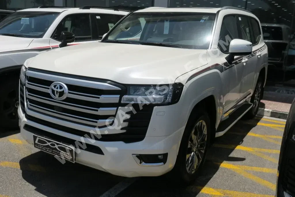 Toyota  Land Cruiser  GXR Twin Turbo  2023  Automatic  0 Km  6 Cylinder  Four Wheel Drive (4WD)  SUV  White  With Warranty