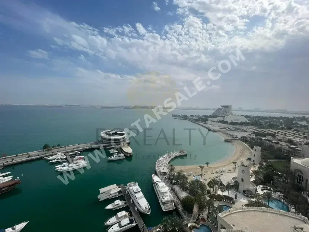 1 Bedrooms  Apartment  For Rent  in Doha -  West Bay  Fully Furnished