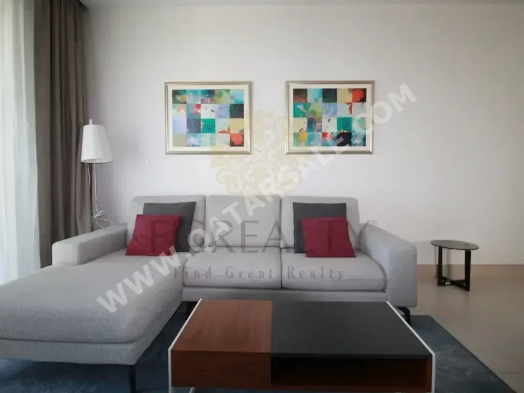 1 Bedrooms  Apartment  For Rent  in Doha -  The Pearl  Fully Furnished