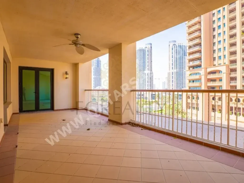 2 Bedrooms  Apartment  For Rent  in Doha -  The Pearl  Not Furnished