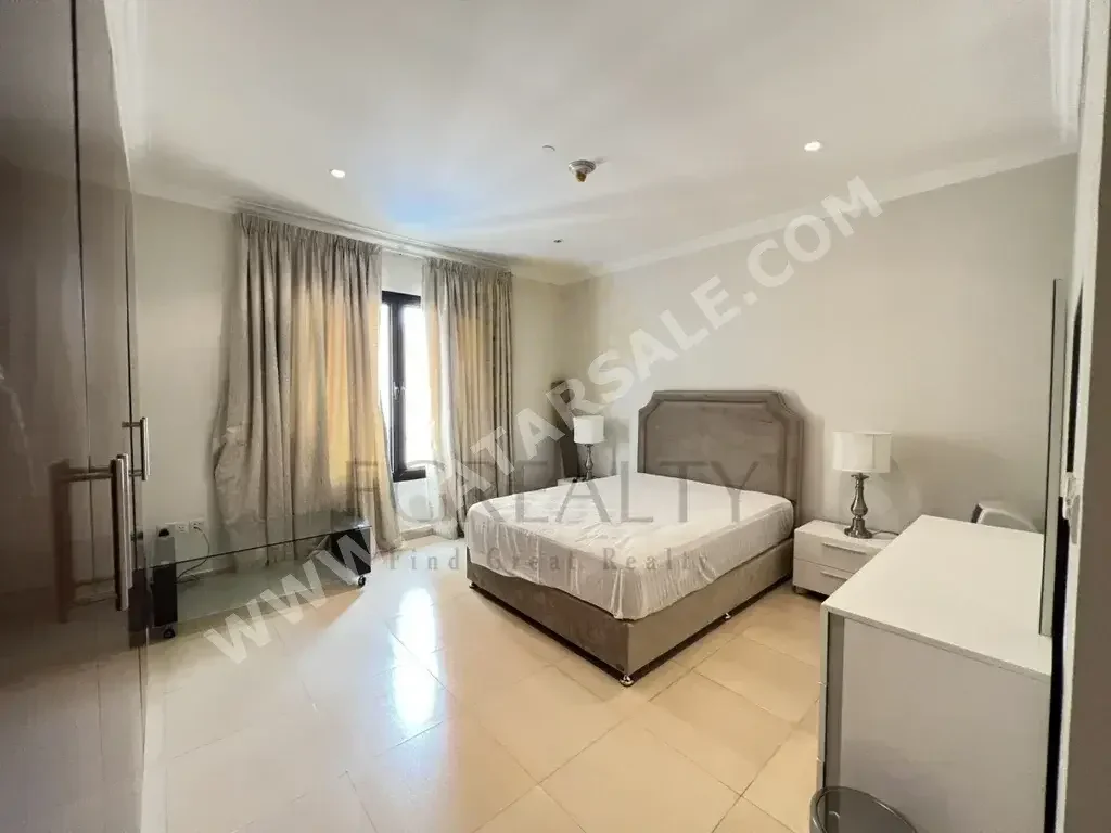 2 Bedrooms  Apartment  For Sale  in Doha -  The Pearl  Fully Furnished