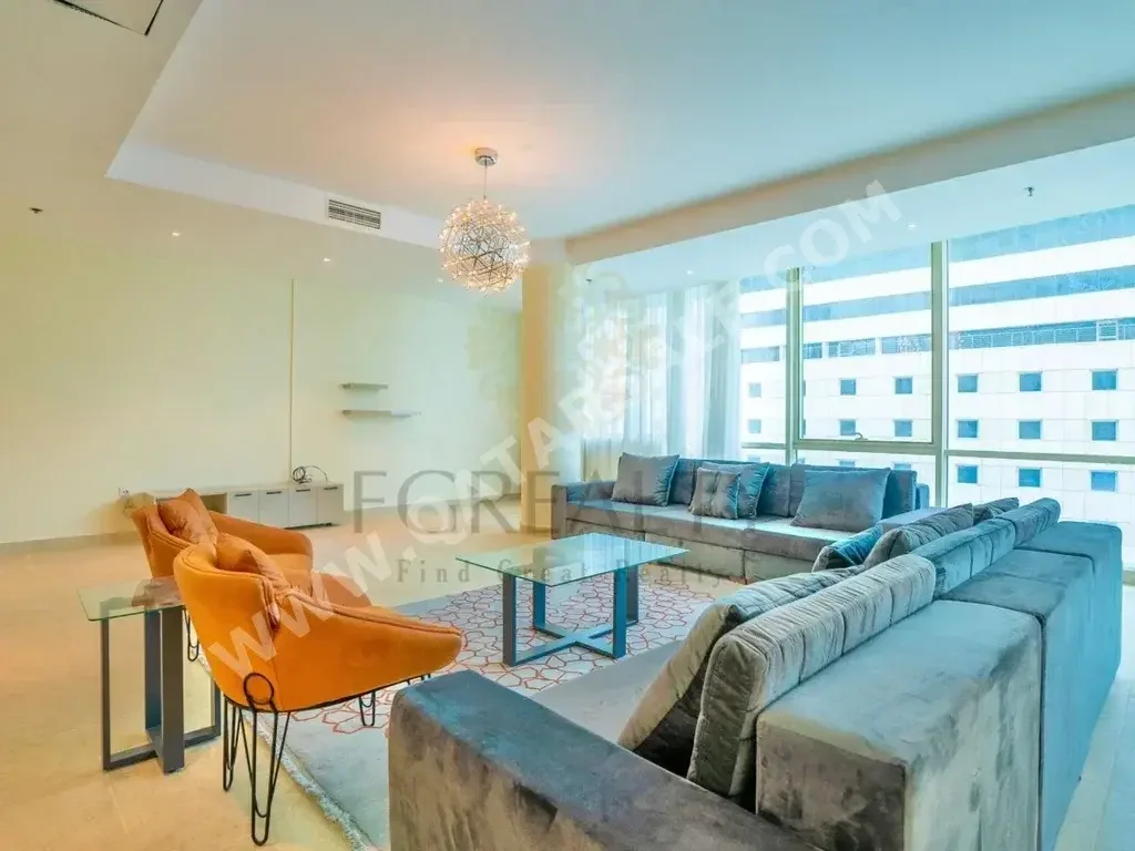 2 Bedrooms  Apartment  For Rent  in Doha -  West Bay  Fully Furnished