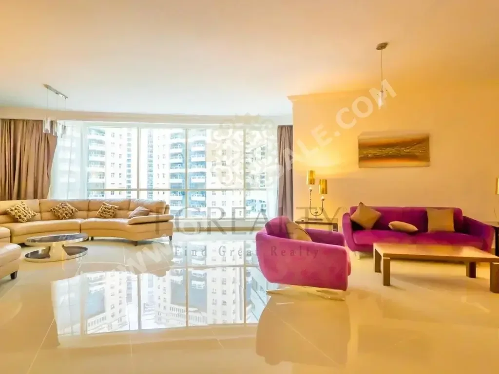 3 Bedrooms  Apartment  For Rent  in Doha -  West Bay  Fully Furnished