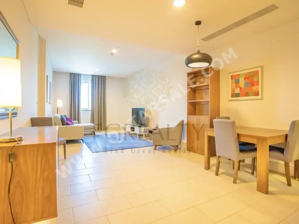 1 Bedrooms  Apartment  For Rent  in Doha -  The Pearl  Fully Furnished