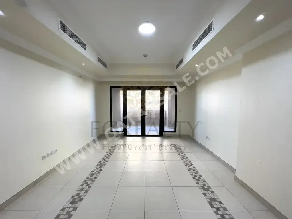 1 Bedrooms  Apartment  For Rent  in Doha -  The Pearl  Not Furnished