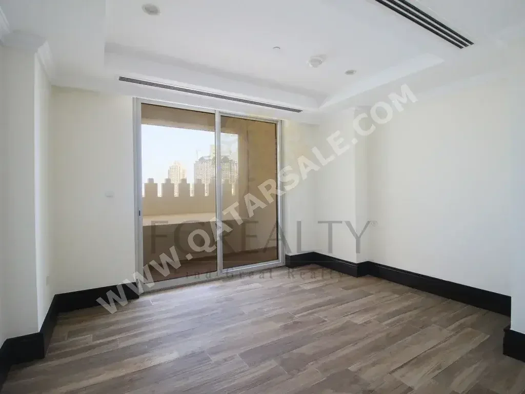 1 Bedrooms  Apartment  For Rent  in Doha -  The Pearl  Not Furnished