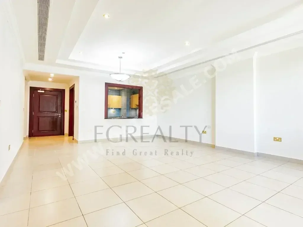 1 Bedrooms  Apartment  For Rent  in Doha -  The Pearl  Not Furnished