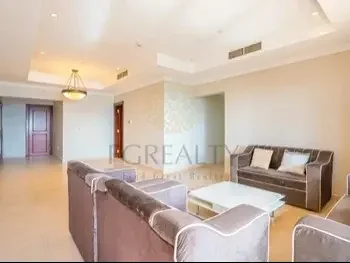 2 Bedrooms  Apartment  For Rent  in Doha -  The Pearl  Fully Furnished