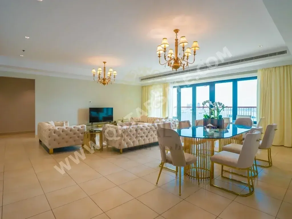 3 Bedrooms  Apartment  For Rent  in Doha -  The Pearl  Fully Furnished