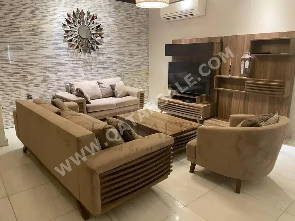 3 Bedrooms  Apartment  For Rent  in Doha -  Al Sadd  Fully Furnished