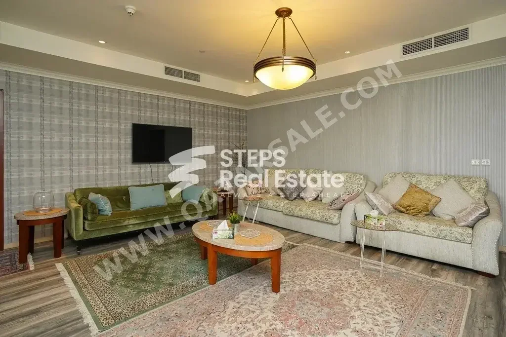 2 Bedrooms  Apartment  For Rent  in Doha -  The Pearl  Fully Furnished