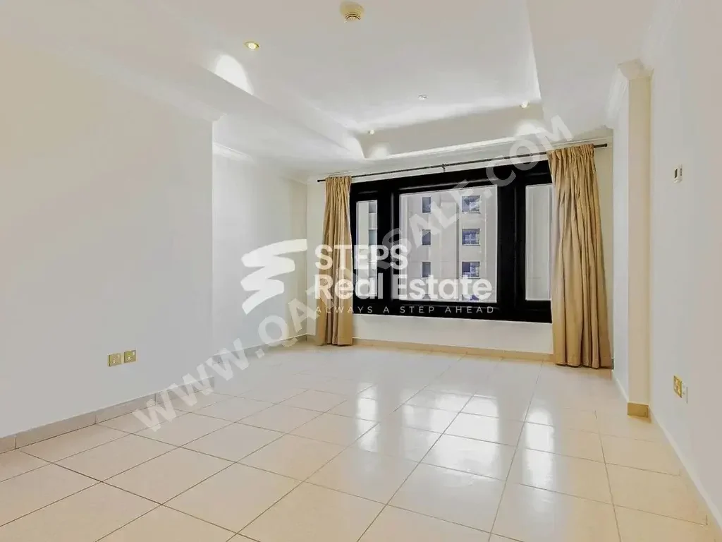 1 Bedrooms  Apartment  For Rent  in Doha -  The Pearl  Semi Furnished