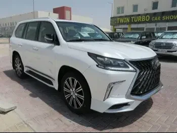 Lexus  LX  570  2018  Automatic  99,000 Km  8 Cylinder  Four Wheel Drive (4WD)  SUV  White  With Warranty