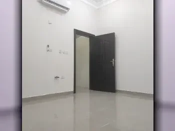 2 Bedrooms  Apartment  For Rent  in Al Khor -  Al Khor  Not Furnished