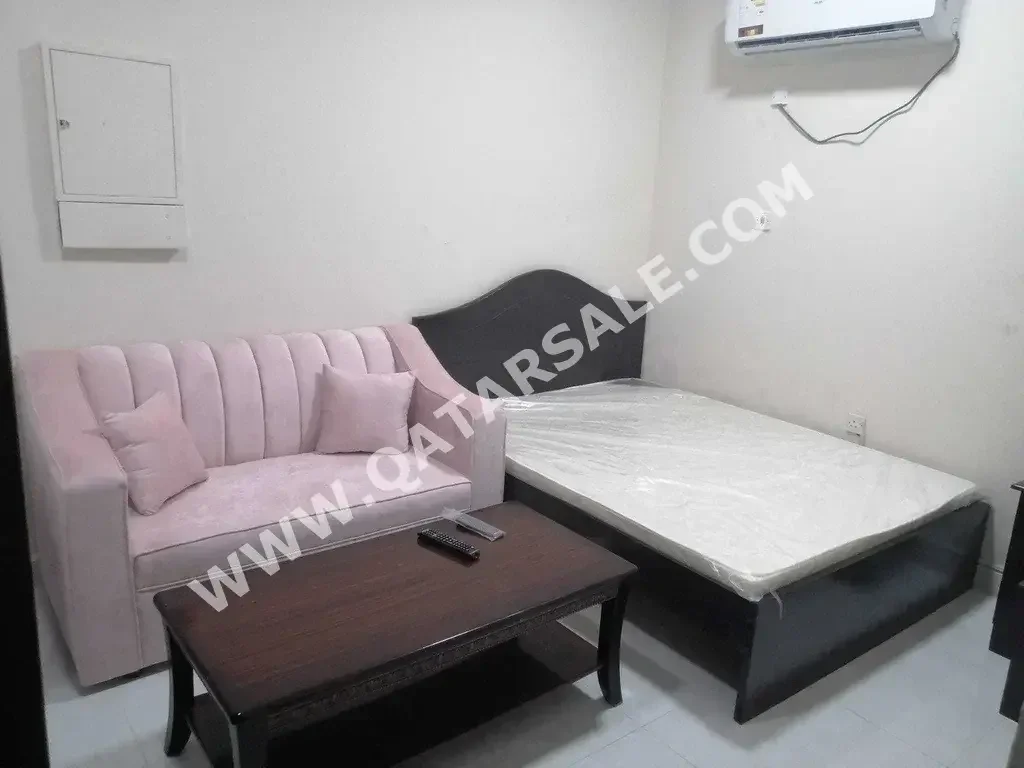 1 Bedrooms  Studio  For Rent  in Al Rayyan -  Muaither  Fully Furnished