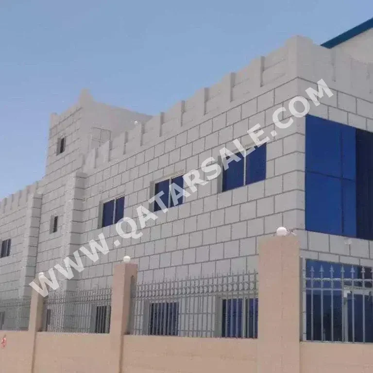 Warehouses & Stores - Al Wakrah  - Barkit Al Awamer