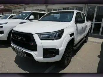 Toyota  Hilux  GR Sport  2023  Automatic  0 Km  6 Cylinder  Four Wheel Drive (4WD)  Pick Up  White  With Warranty