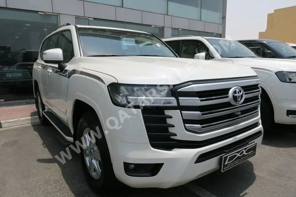 Toyota  Land Cruiser  GXR Twin Turbo  2023  Automatic  0 Km  6 Cylinder  Four Wheel Drive (4WD)  SUV  White  With Warranty