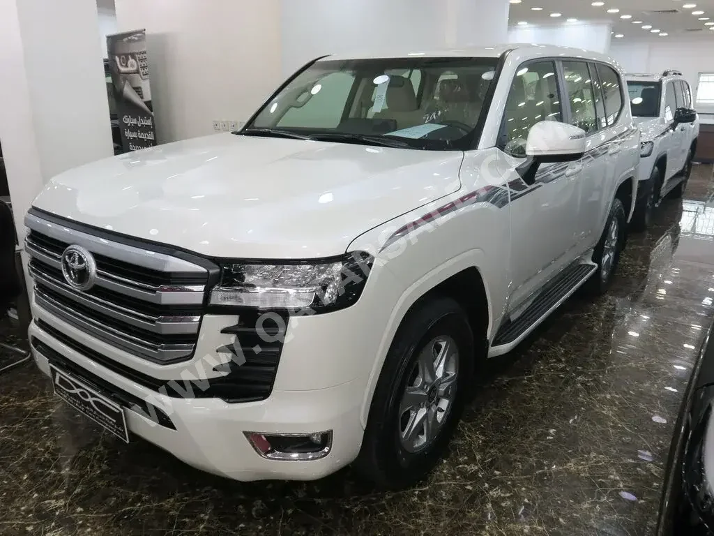 Toyota  Land Cruiser  GXR Twin Turbo  2023  Automatic  0 Km  6 Cylinder  Four Wheel Drive (4WD)  SUV  White  With Warranty