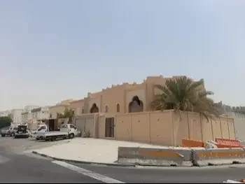 Family Residential  - Not Furnished  - Doha  - Al Duhail  - 7 Bedrooms