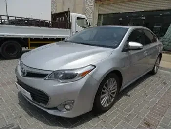 Toyota  Avalon  2013  Automatic  212,000 Km  6 Cylinder  Front Wheel Drive (FWD)  Sedan  Silver  With Warranty