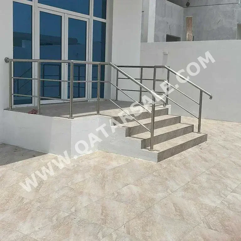 Family Residential  - Not Furnished  - Umm Salal  - Umm Ebairiya  - 7 Bedrooms