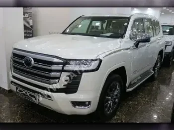 Toyota  Land Cruiser  VXR Twin Turbo  2023  Automatic  0 Km  6 Cylinder  Four Wheel Drive (4WD)  SUV  White  With Warranty