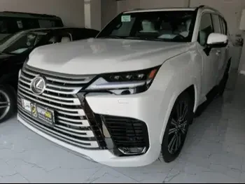 Lexus  LX  600 Luxury  2023  Automatic  0 Km  6 Cylinder  Four Wheel Drive (4WD)  SUV  White  With Warranty