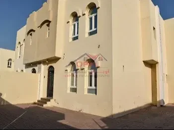 Family Residential  - Not Furnished  - Doha  - Al Thumama  - 3 Bedrooms