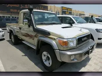 Toyota  Land Cruiser  LX  2023  Manual  0 Km  6 Cylinder  Four Wheel Drive (4WD)  Pick Up  Beige  With Warranty