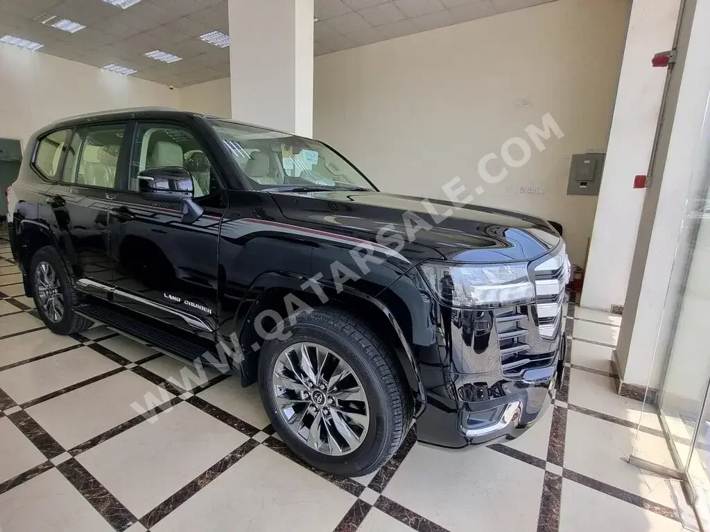 Toyota  Land Cruiser  GXR Twin Turbo  2023  Automatic  0 Km  6 Cylinder  Four Wheel Drive (4WD)  SUV  Black  With Warranty