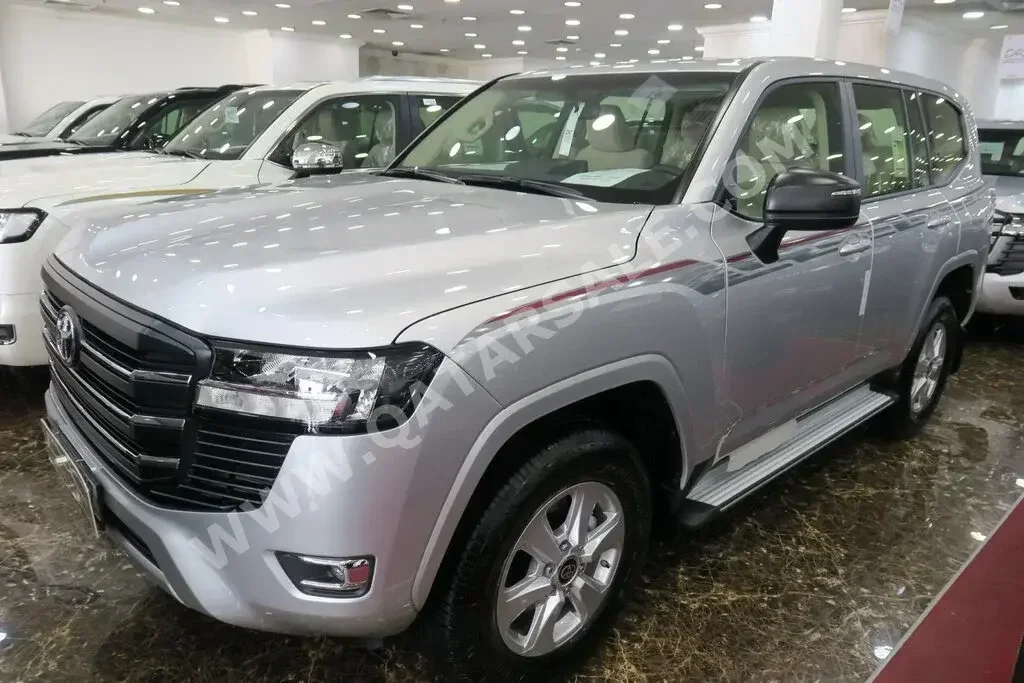 Toyota  Land Cruiser  GXR Twin Turbo  2023  Automatic  0 Km  6 Cylinder  Four Wheel Drive (4WD)  SUV  Silver  With Warranty