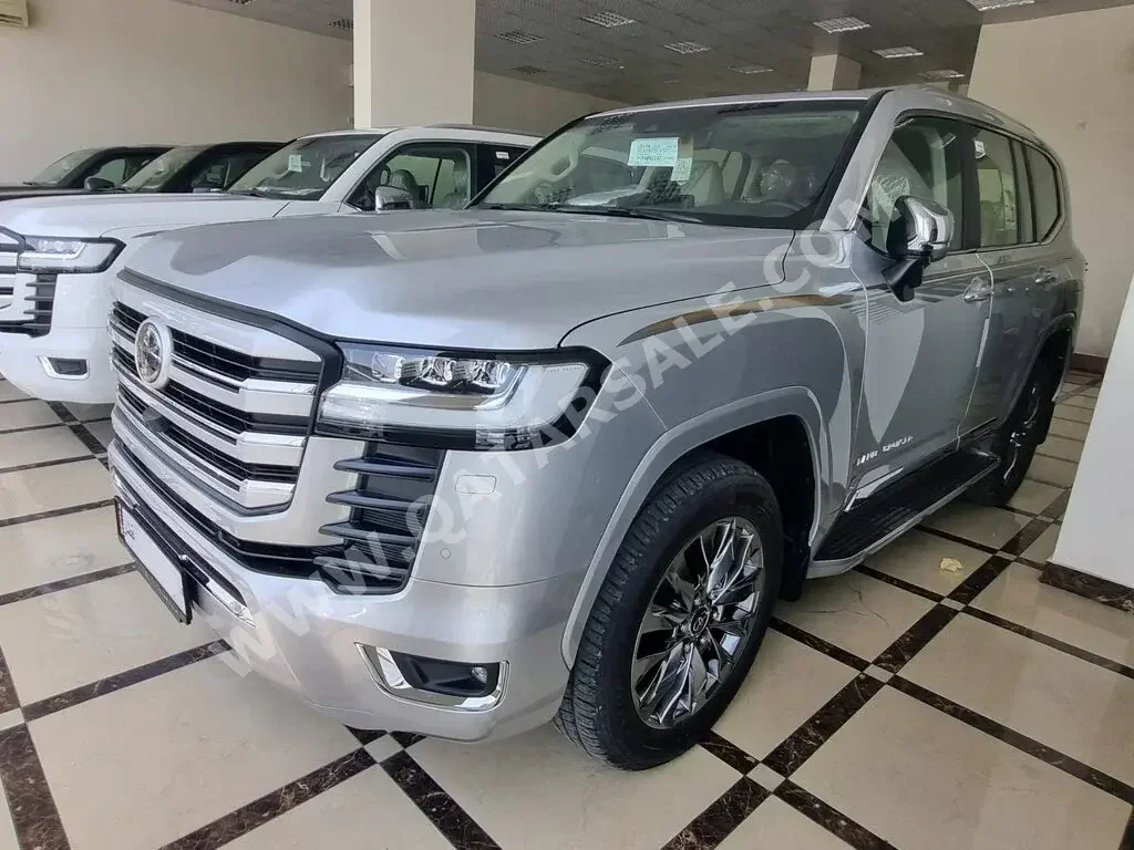 Toyota  Land Cruiser  VX Twin Turbo  2023  Automatic  0 Km  6 Cylinder  Four Wheel Drive (4WD)  SUV  Silver  With Warranty