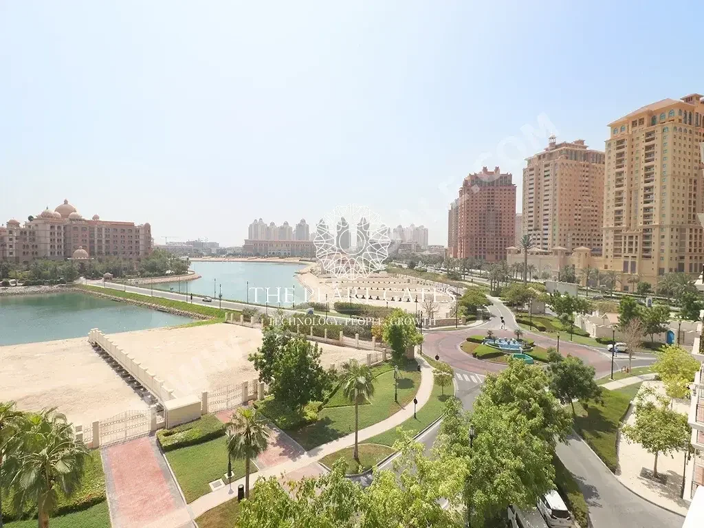 1 Bedrooms  Apartment  For Rent  in Doha -  The Pearl  Semi Furnished