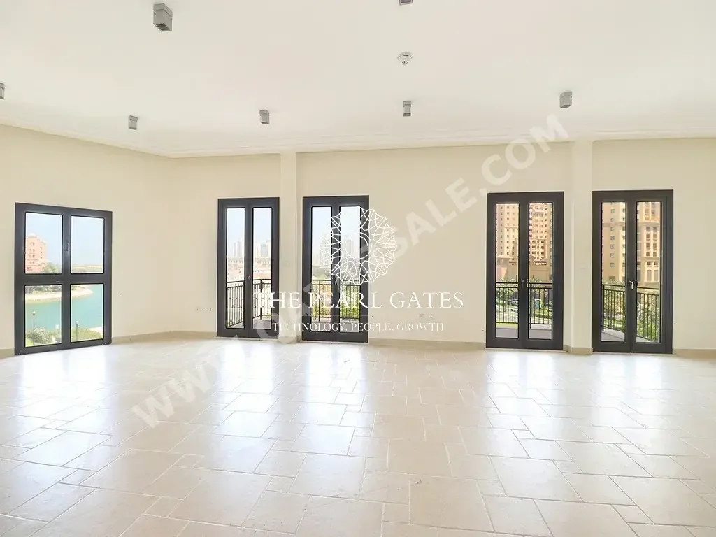 1 Bedrooms  Apartment  For Sale  in Doha -  The Pearl  Semi Furnished