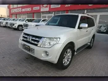 Mitsubishi  Pajero  GLS  2014  Automatic  247,000 Km  6 Cylinder  Four Wheel Drive (4WD)  SUV  White  With Warranty