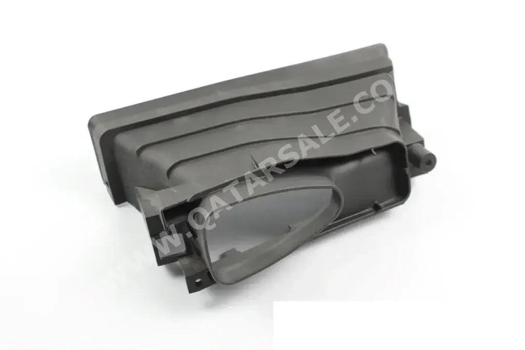 Car Parts - Audi  A8  - Body Parts & Mirrors  -Part Number: 4H0129628AA