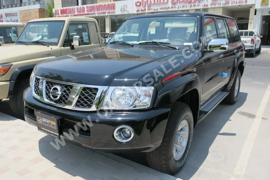 Nissan  Patrol  Safari  2023  Automatic  0 Km  6 Cylinder  Four Wheel Drive (4WD)  SUV  Black  With Warranty