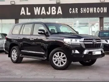 Toyota  Land Cruiser  GXR  2021  Automatic  47,000 Km  8 Cylinder  Four Wheel Drive (4WD)  SUV  Black  With Warranty