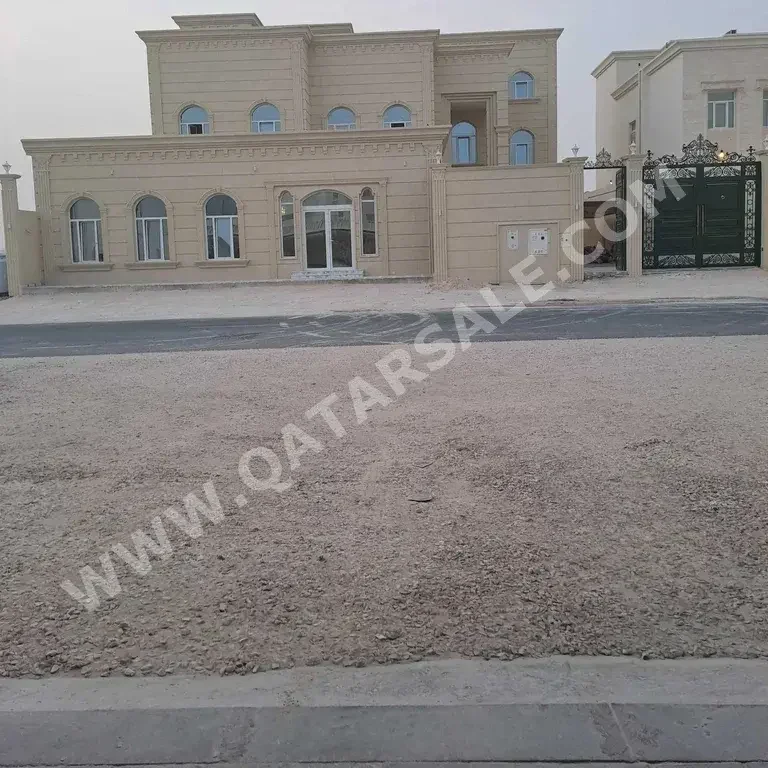 Labour Camp Family Residential  - Not Furnished  - Doha  - Al Sadd  - 9 Bedrooms