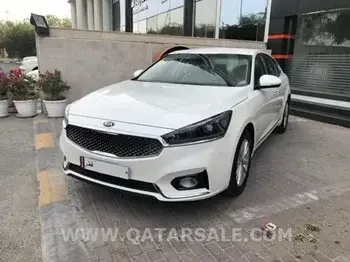 Kia  Cadenza  Sedan  White  2018