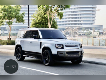 لاند روفر ديفيندر 6 سلندر إس يو في 4 في 4 أبيض 2024