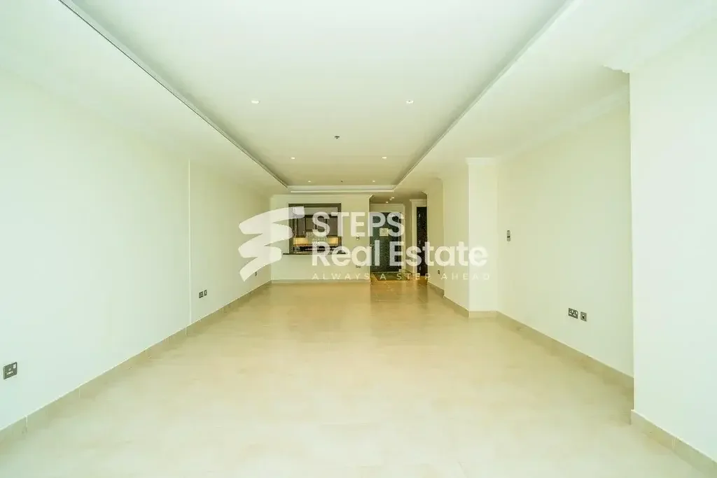 1 Bedrooms  Apartment  For Rent  in Doha -  The Pearl  Semi Furnished